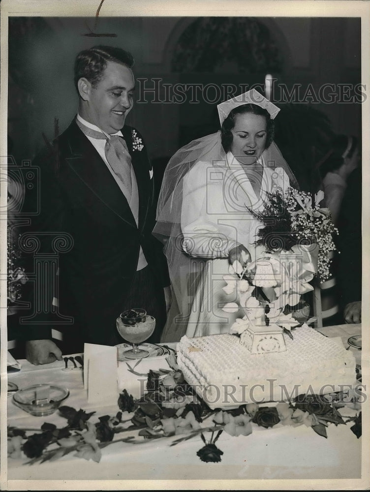 1937 Press Photo Thomas Qualters & bride Arlene Eade - nea89839 - Historic Images