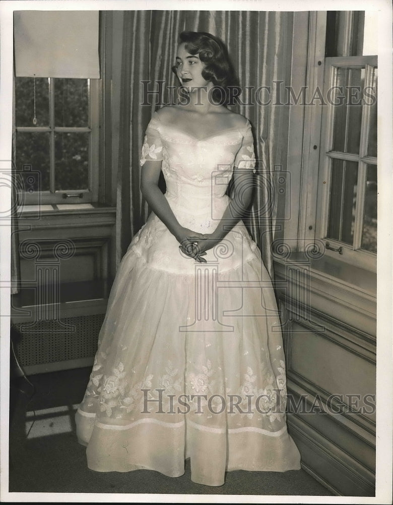 1953 Gail Ryan "May Queen"  - Historic Images