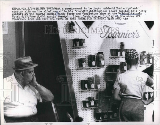 1958 Visitors At The 4th Annual Fancy Food & Confection Show - Historic Images