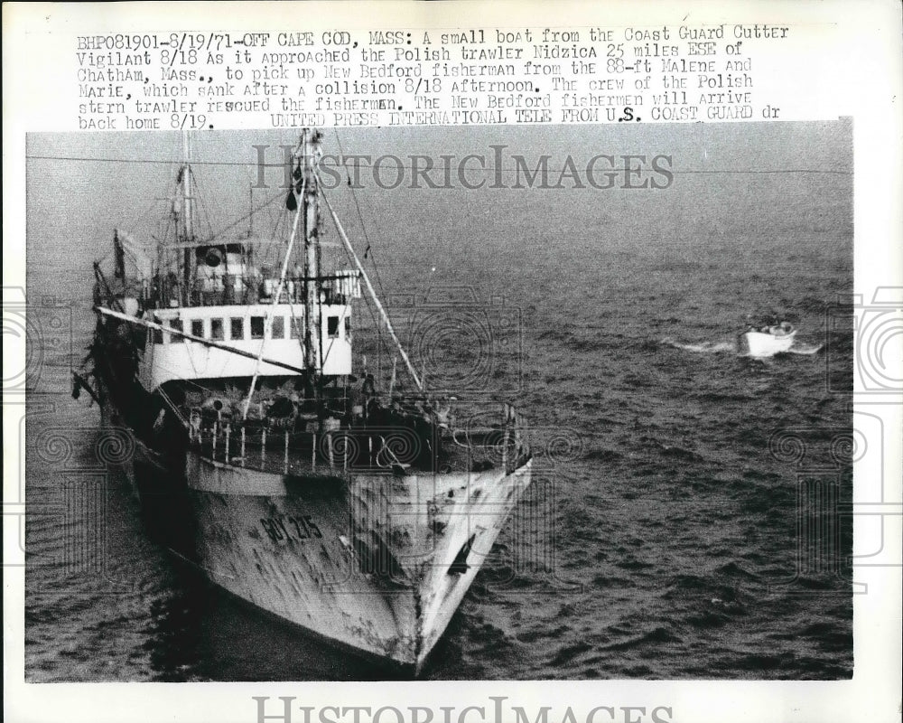 1971 Small Boat from Coast Guard Cutter Vigilant  - Historic Images