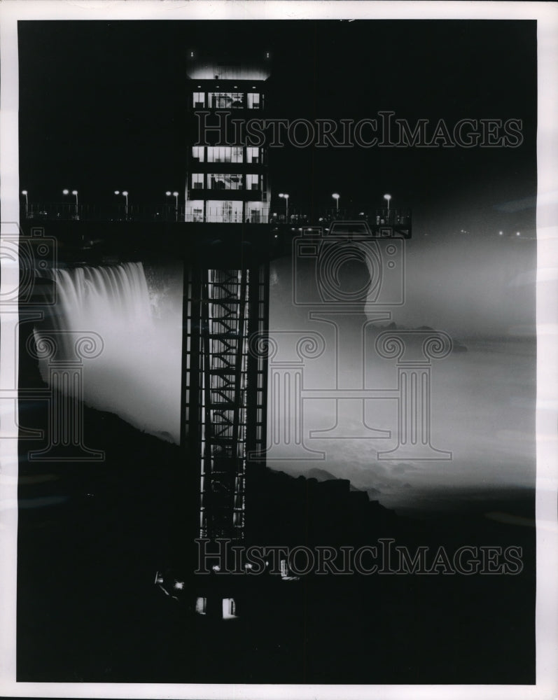 1963 Press Photo Observation Tower On American Side Of Niagara Falls - nea90219-Historic Images