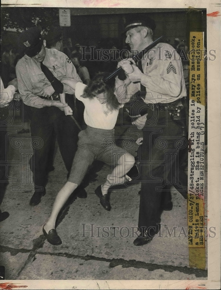 1948 Marylyn Hasselbeck, Univis Lens picket fights Ohio police - Historic Images