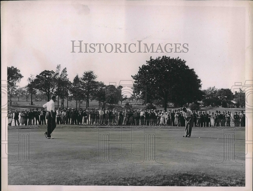 1936 Press Photo John E.Lehman putting at Chicago tournament - nea90361 - Historic Images