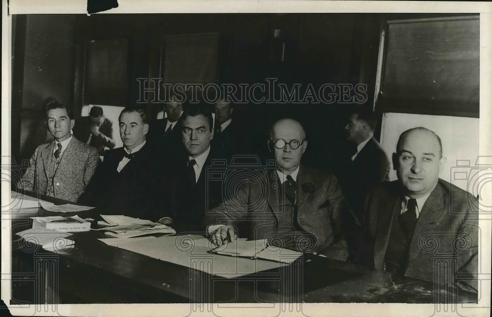 1930 Press Photo Red Wheat Plot Inquiry, Robert S. Hall, Hamilton Fish, Jr. - Historic Images