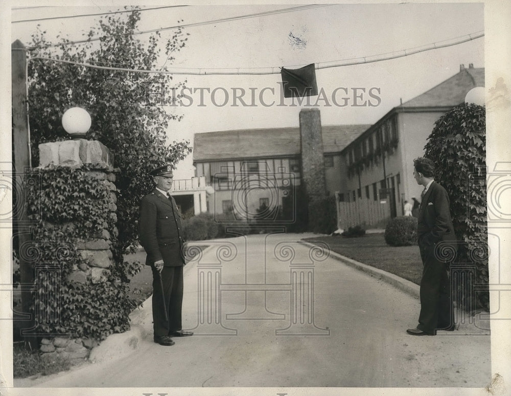 1932 Meadow Counrty Club Flushing L.I. Police Guards  - Historic Images