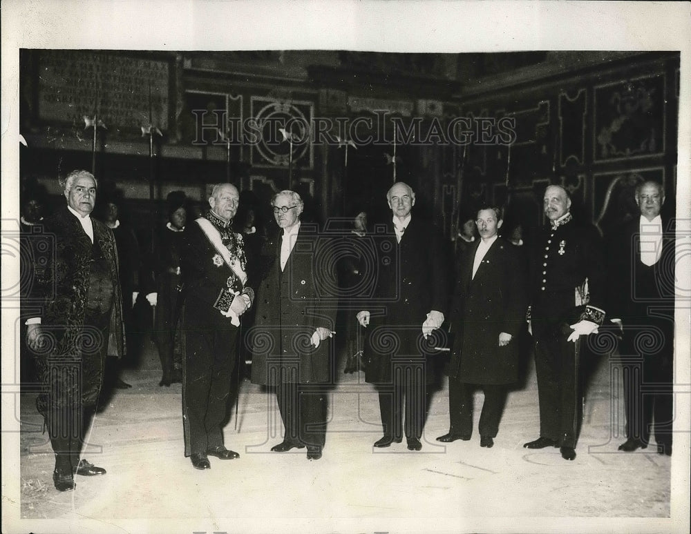 1933 Press Photo Premier Ramsay McDonald of G.B., Vatican official &amp; Sir J Simon - Historic Images