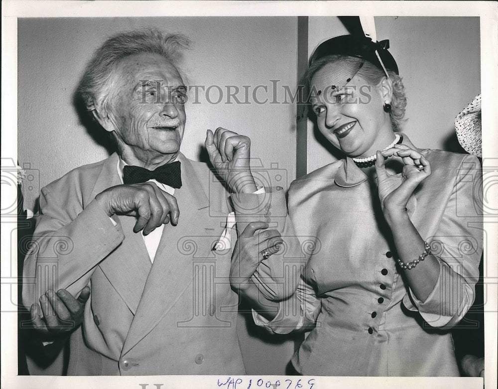 1952 Bernarr MacFadden & his young wife Jonnie  - Historic Images