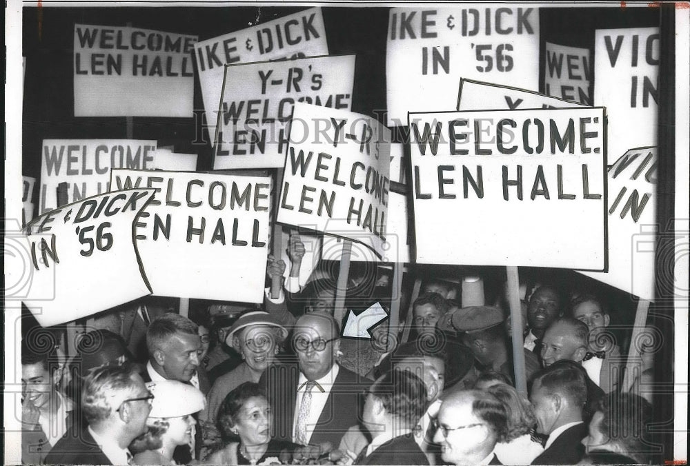 1956 Press Photo Repb Natl chairman Leonard Hall at convention - nea91209 - Historic Images