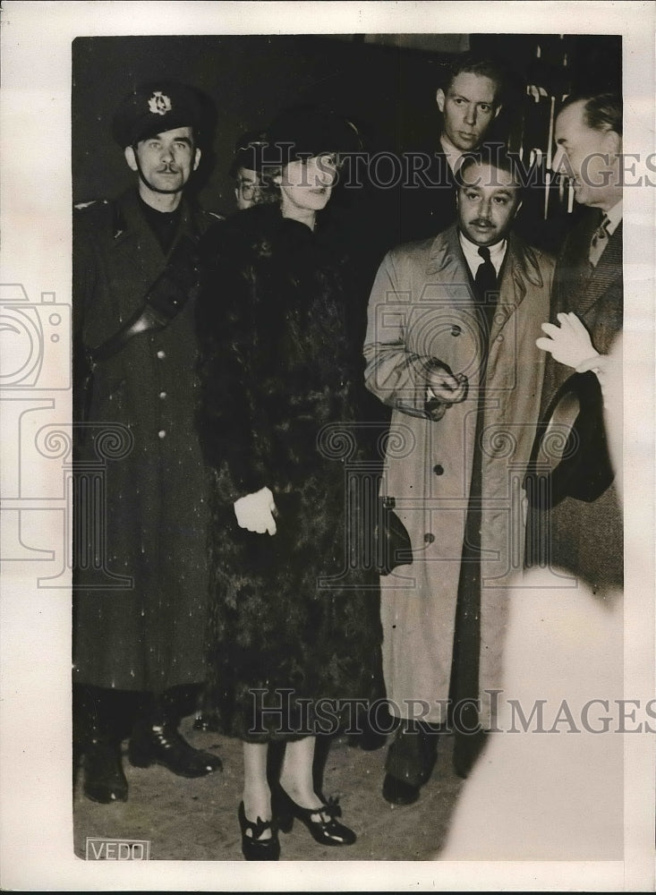 1940 Lady Halifax ,wife of British Amb. to U.S. and her son in Rome. - Historic Images