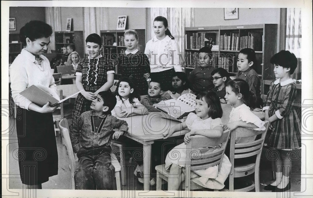 1960 Press Photo Brimhall Elementary School Students From Various Countries - Historic Images