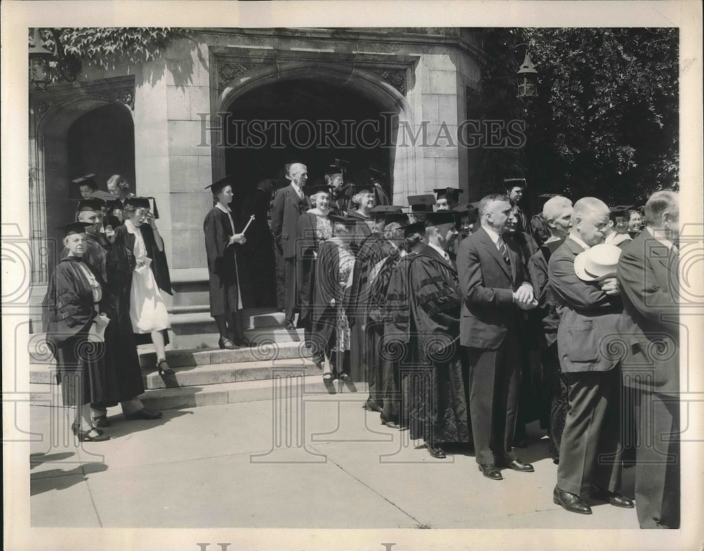 1939 Press Photo President Marion Edwards Park Charles P Taft Bryn Mawr College - Historic Images