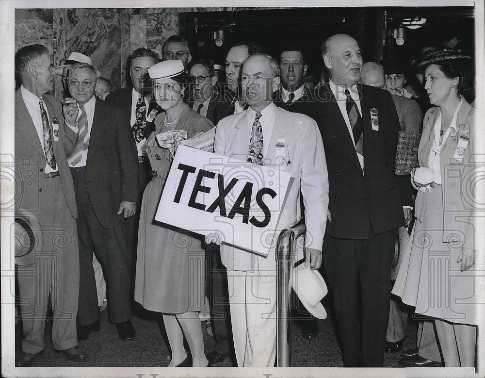 1944 Press Photo Chicago, New Deal Tx delegates at Democratic Natl Conv. - Historic Images