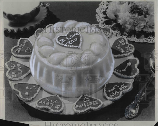 1955 Lemon Snow Pudding Cake for Valentines  - Historic Images
