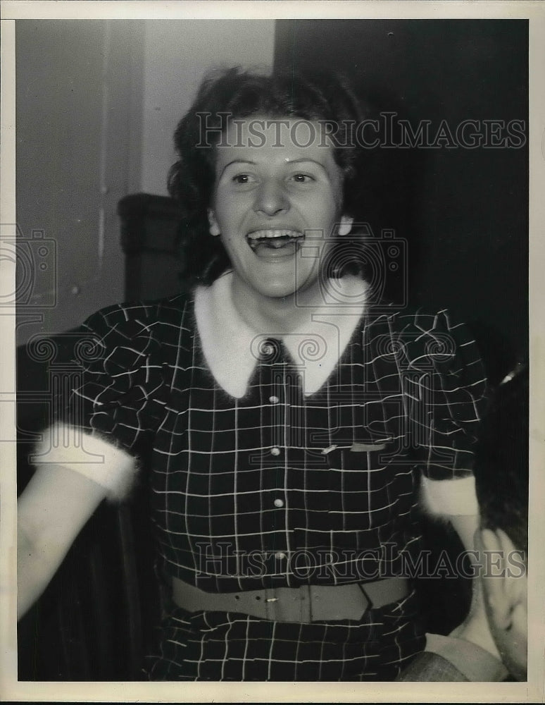 1938 Johanna Hoffman, Alleged German Spy, Federal Court, New York - Historic Images