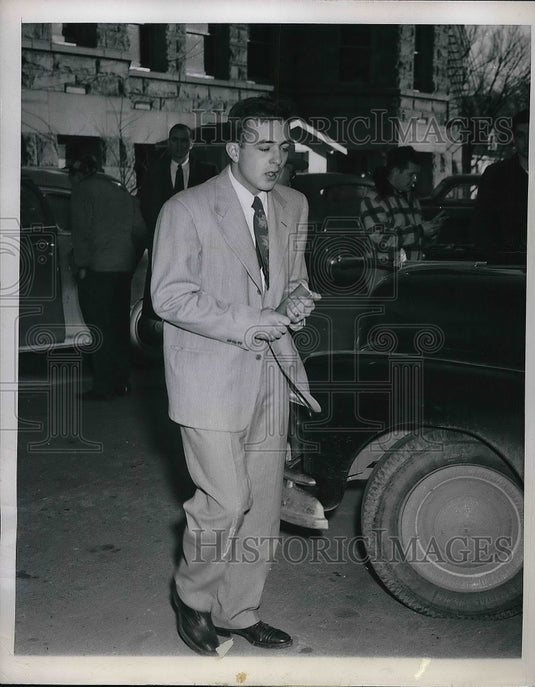 1949 Press Photo Robert Bednasek charged with murder of Margaret Jackson - Historic Images