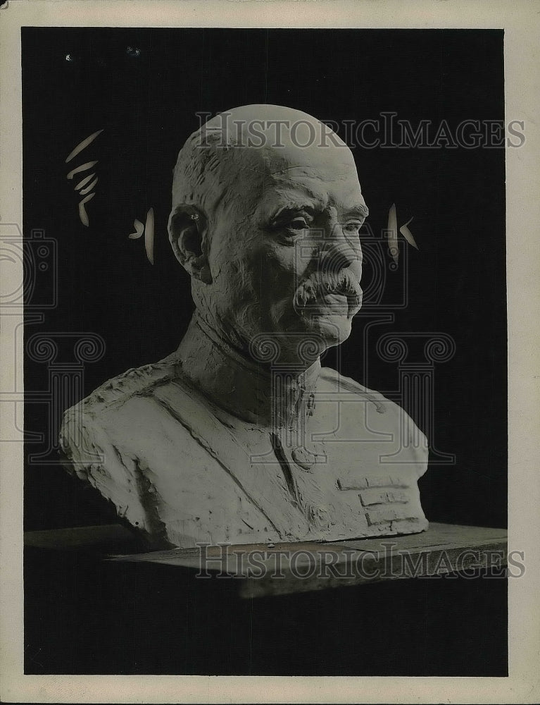 1919 Bust of Tasker H. Bliss, Chief of Staff, United States Army - Historic Images