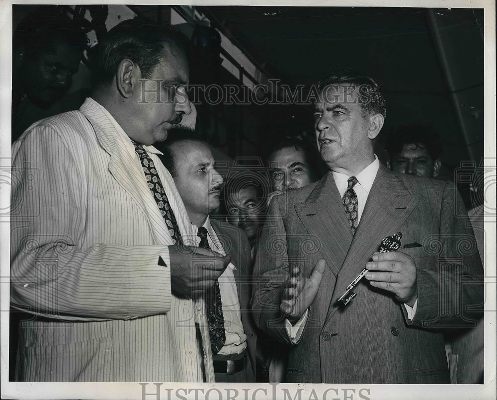 1948 Press Photo Officials Turn Out En Masse To Greet Mayor William O&#39;Dwyer - Historic Images