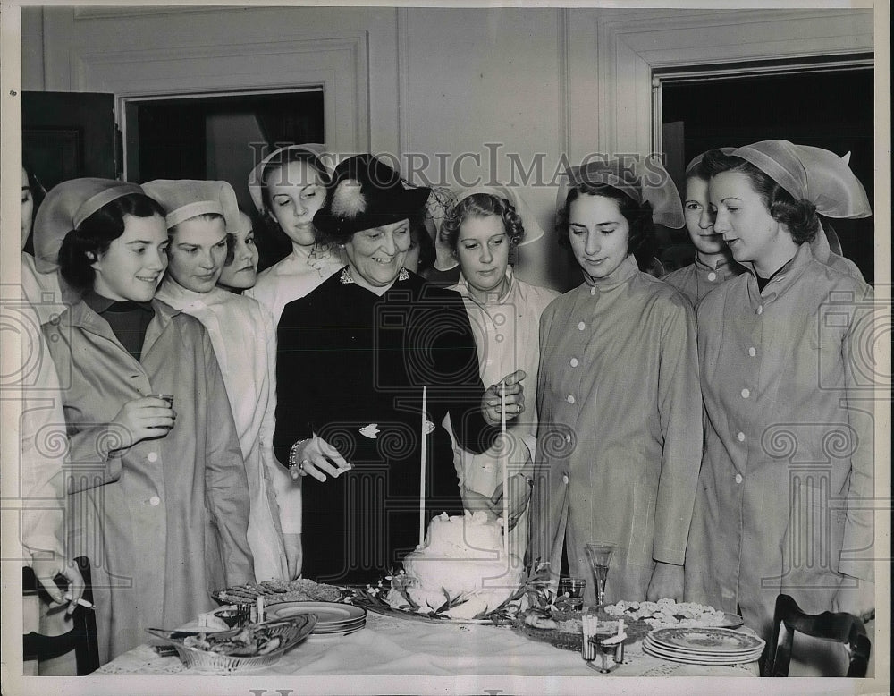 1937 Mrs. Richard Boardman Teaching at Brides School  - Historic Images