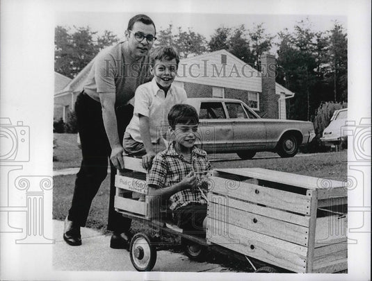 1970 West Point man Richard Fontaine opposes Vietnam War  - Historic Images