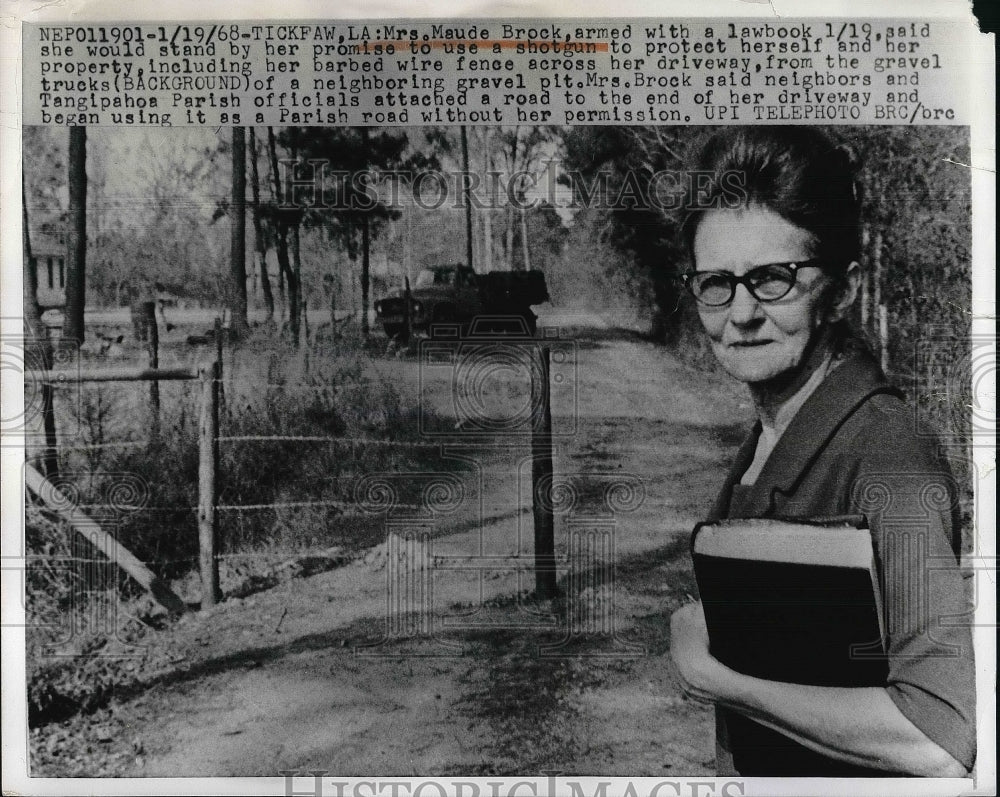 1968 Mrs. Maude Brock said neighbors & Tangipahoa parish officials - Historic Images