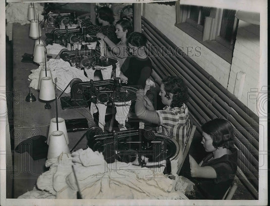 1934 Girls Running Looping Sewing Machines  - Historic Images