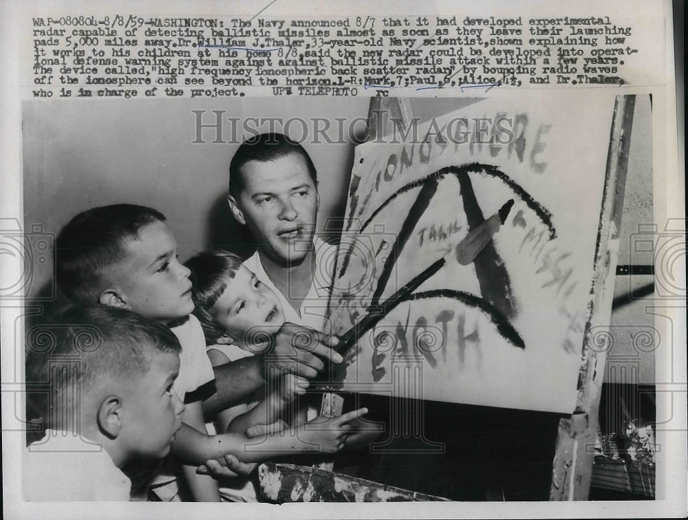 1959 Press Photo Dr. William J. Thaler, Navy Scientist, Radar Missile Detector - Historic Images