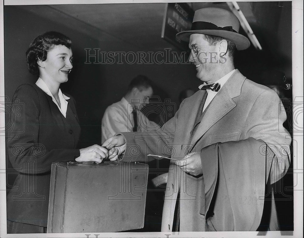 1954 Democratic National Chairman Stephen Mitchell Traveling Chicago - Historic Images