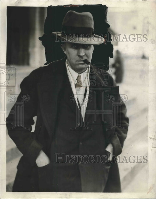 1931 John G. Hagan Leaving Federal Prison  - Historic Images