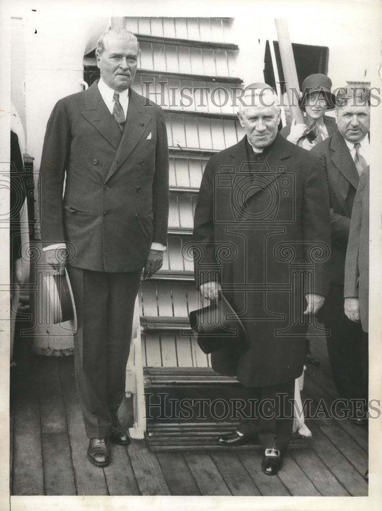 1932 Press Photo George MacDonald and Patrick Cardinal Hanes on S.S. De Grasse - Historic Images