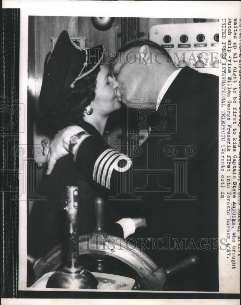 1959 Capt. Steve Aaldijk of Dutch ship Prins Willem George Frederik - Historic Images