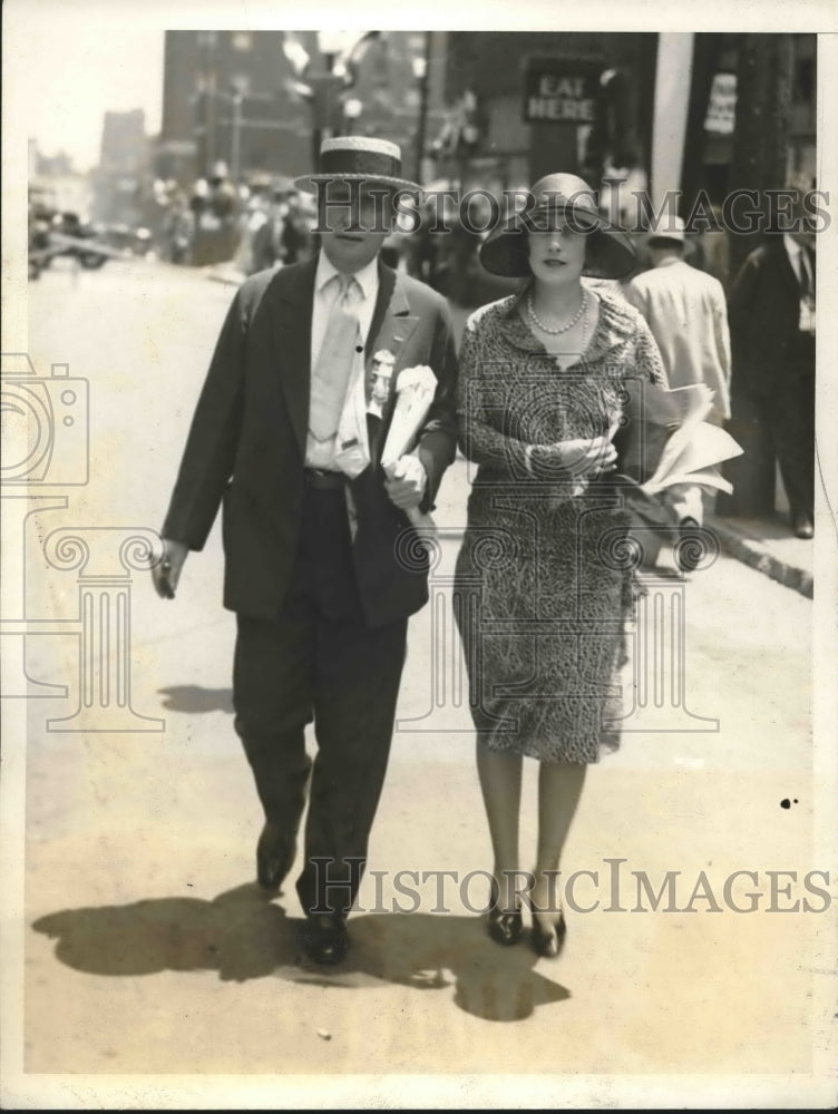 1928 Mr &amp; Mrs Ogden Mills at GOP Convention  - Historic Images