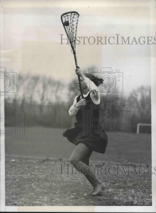 1934 Press Photo Kathleen Lochly, Captain of the Lacrosse Team - Historic Images