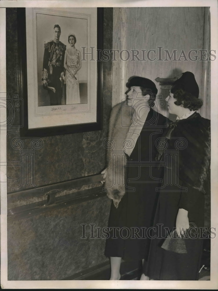 1937 Painting of King George and Queen Elizabeth of England - Historic Images