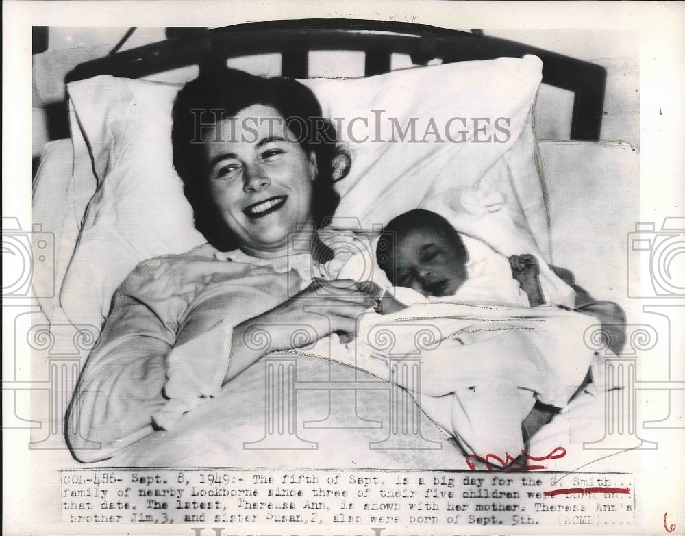 1949 Mrs.G. Smith and 5th child born same date of her 3 Children. - Historic Images