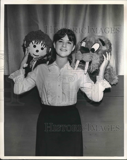 1966 Lorrie Gilliard in scene from Musical "Carnival" stage play. - Historic Images