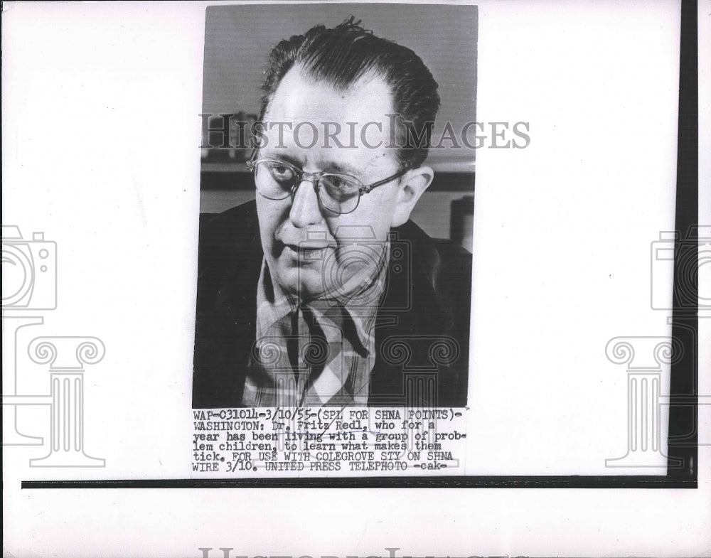 1955 Press Photo Dr. Fritz Redl lived for a year w/ a group of problem children - Historic Images