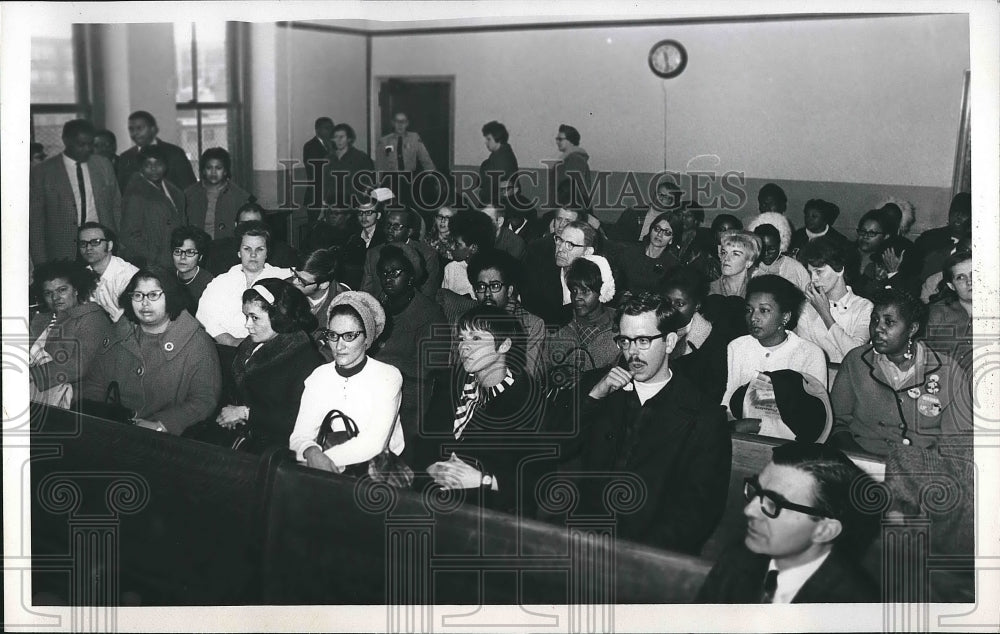 1968 Welfare Mothers Sympathizers Courtroom Hearing  - Historic Images
