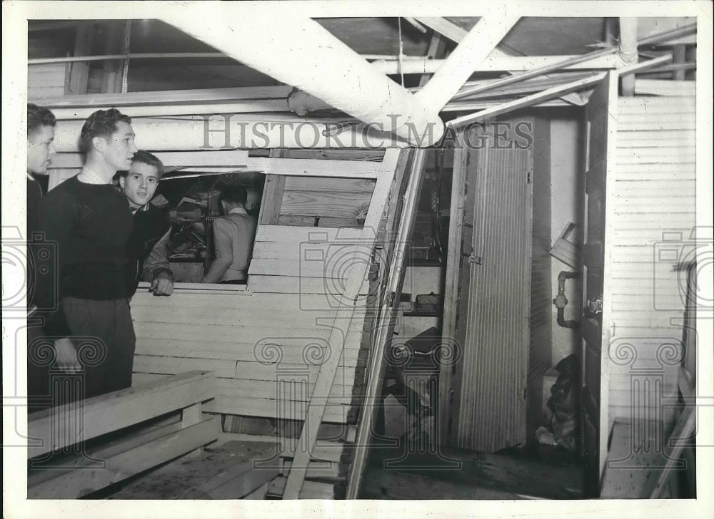 1940 Press Photo Kansas City Missouri Rockhurst High Bookstore Explosion - Historic Images