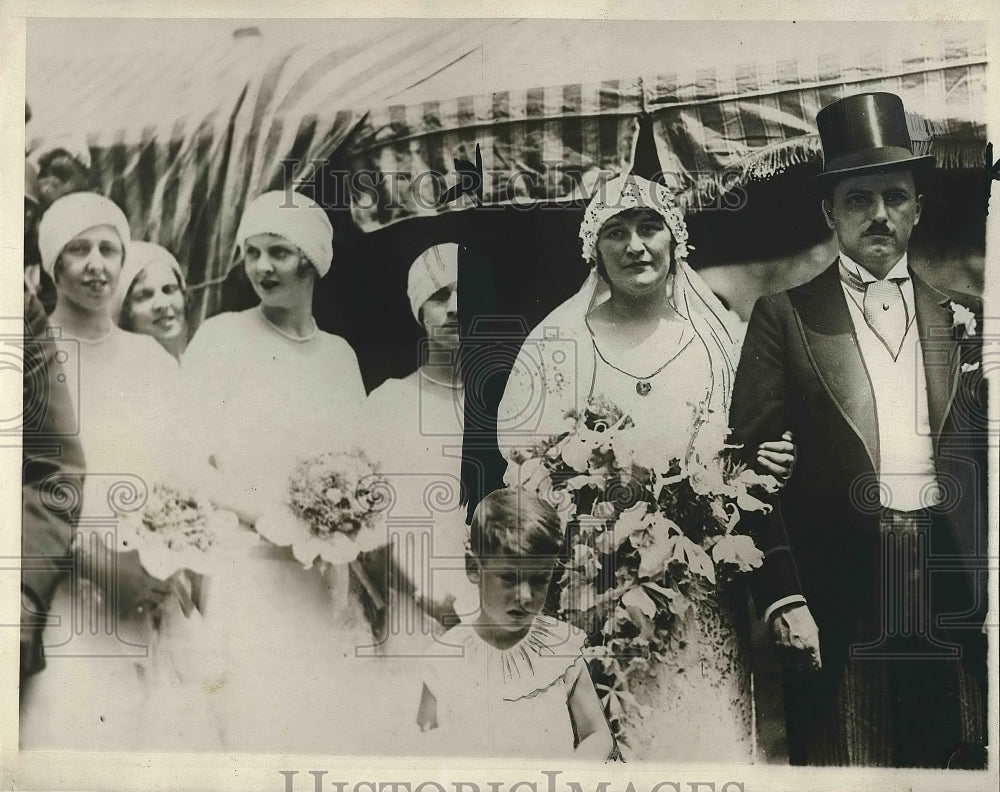 1929 Lillian Madelyn Poli weds Marquis Lippo Gerrini  - Historic Images