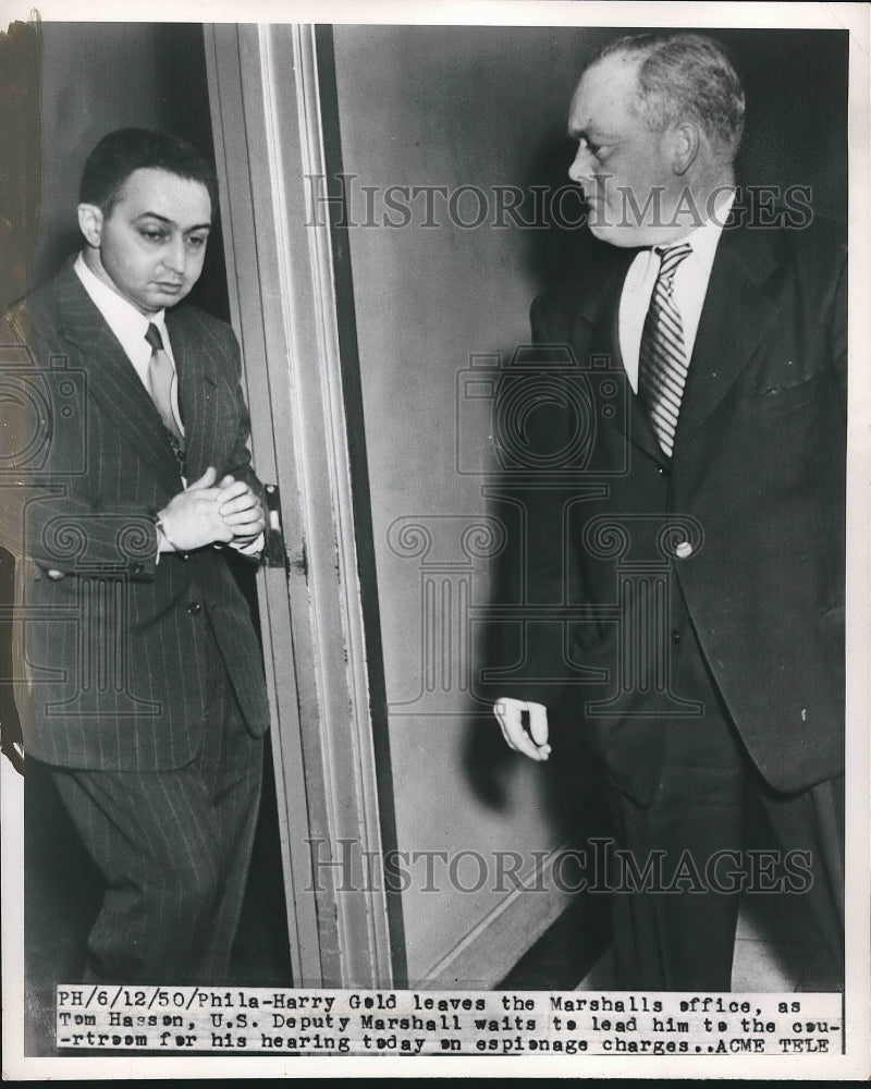 1950 Press Photo Harry Fold Trial Espionage US Deputy Marshall - nea93907-Historic Images