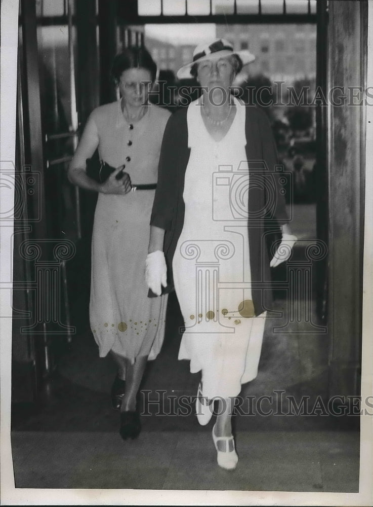 1935 Press Photo Mrs Evelyn Smith Police woman Criminal Court Building - Historic Images