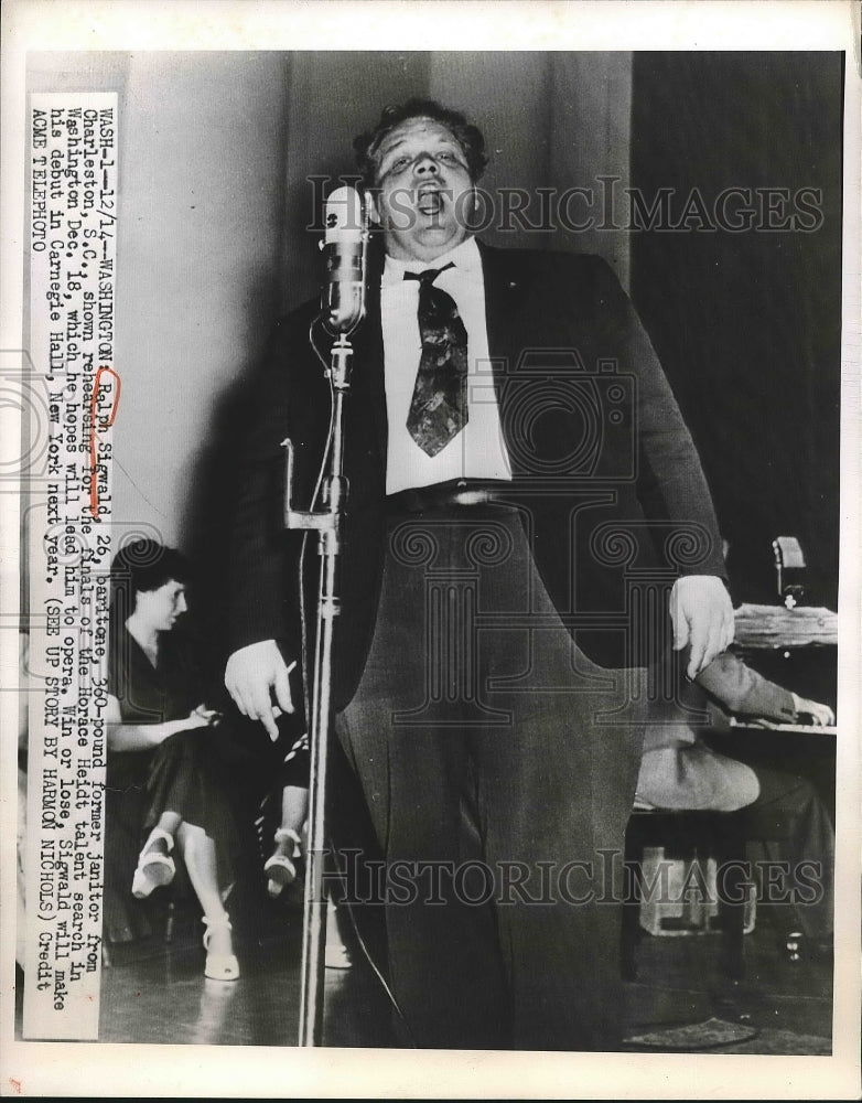 1949 Ralph Sigwald Rehearsing Finals For Talent Search In Washington - Historic Images