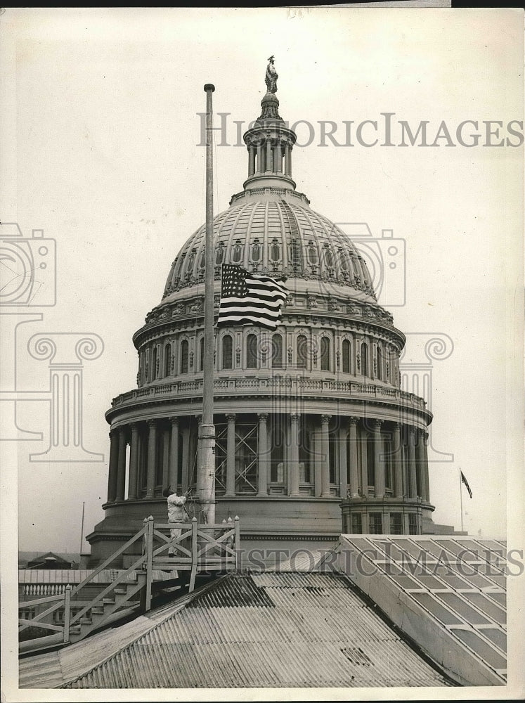 1931 Flag Being Lowered Capitol Building Speaker Longworth Death - Historic Images