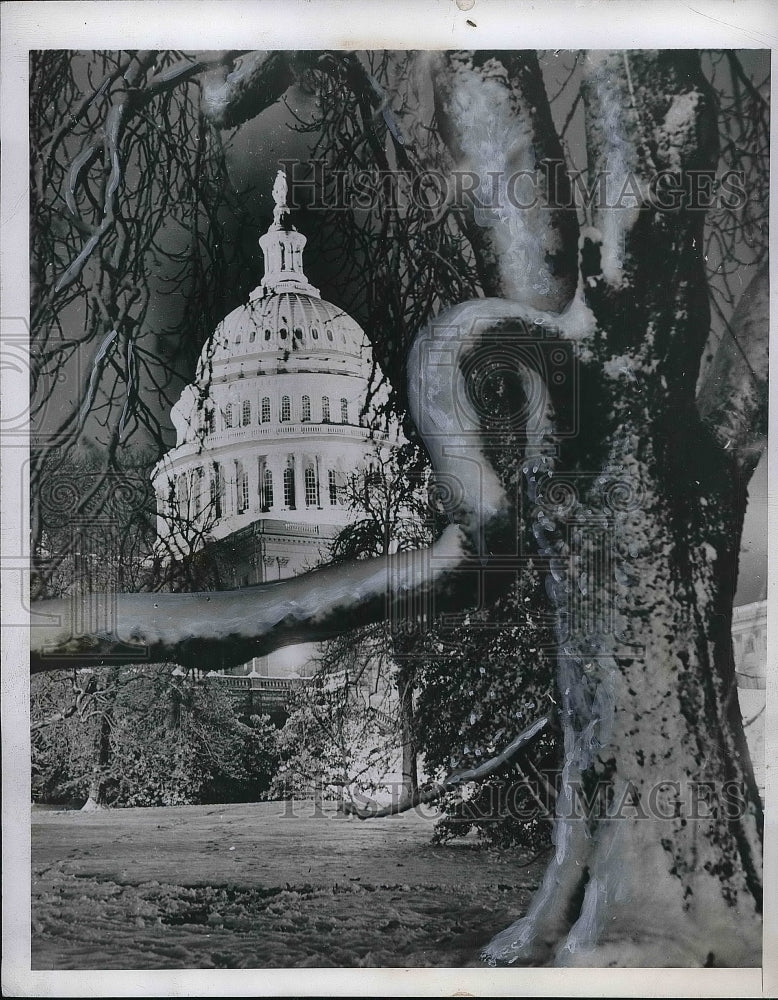 1945 Washington D.C. Capitol Building After Heavy Snowfall - Historic Images