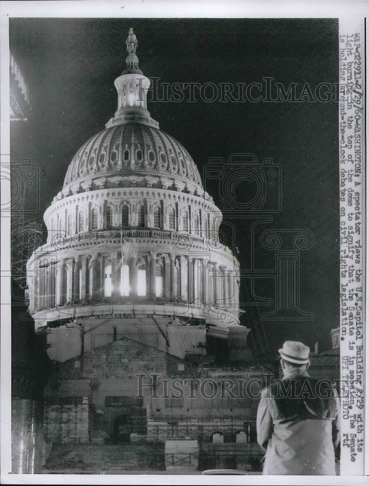 1960 Spectator views Capital Building in Washington D.C.  - Historic Images