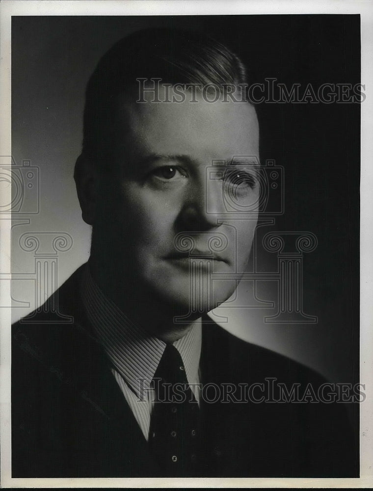 1942 Press Photo Paul Goulet Assistant Director Of National Selective Service - Historic Images