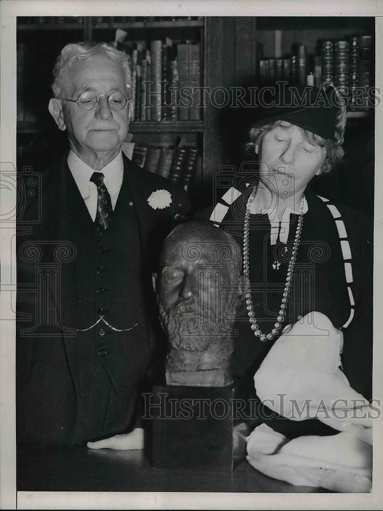 1937 Press Photo Frederic Cyrub Leubuscher & Anne George Demille At Princeton - Historic Images