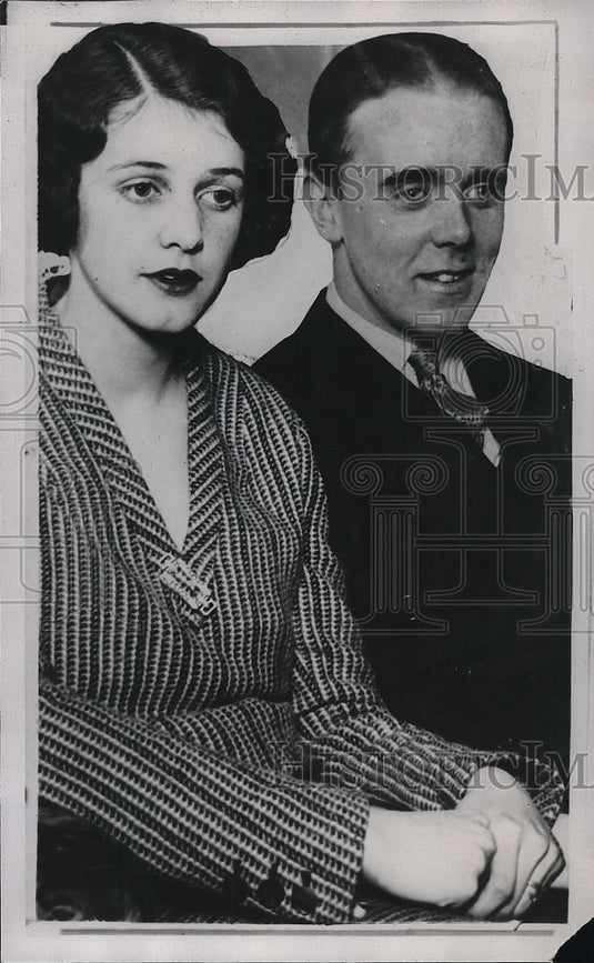 1933 Mrs. Jentin Gilley Formerly Betty Ball & Husband  - Historic Images