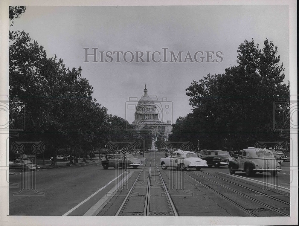 1953 Press Photo View Of Traffic At Nation&#39;s Capitol In Washington D.C. - Historic Images