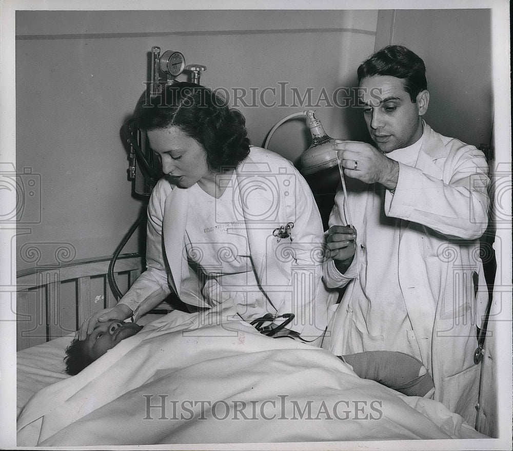 1951 Dorothy Stevens Recovers From Extremely Low Body Temperature - Historic Images